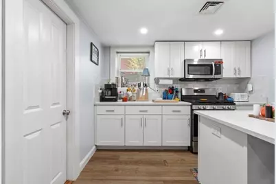 42 Moseley St, Boston, MA 02125 - Photo 5