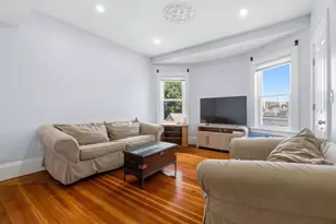 42 Moseley St, Boston, MA 02125 - Photo 13