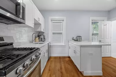 42 Moseley St, Boston, MA 02125 - Photo 11