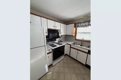 44 Middle St #44, Springfield, MA 01104 - Photo 7