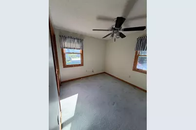 44 Middle St #44, Springfield, MA 01104 - Photo 13