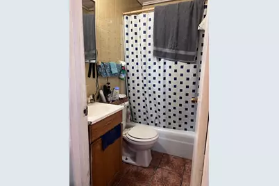 60 Montmorenci St., Springfield, MA 01107 - Photo 5