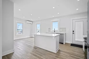 6 Garfield, Revere, MA 02151 - Photo 3
