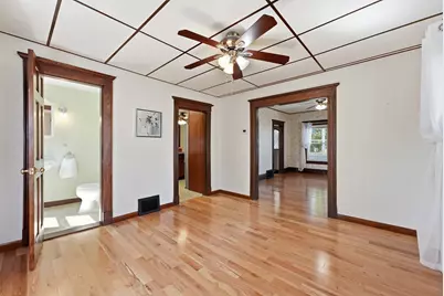 57 Maple St, West Springfield, MA 01089 - Photo 9