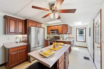 57 Maple St, West Springfield, MA 01089 - Photo 13