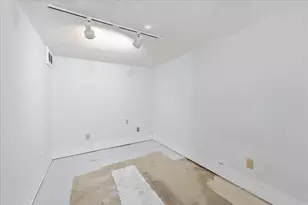 57 Maple St, West Springfield, MA 01089 - Photo 33
