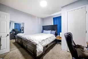 28 Lyndale St, Springfield, MA 01108 - Photo 21