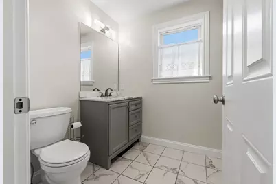 46 Leverett St #1, Gloucester, MA 01930 - Photo 15