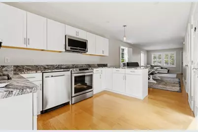 46 Leverett St #1, Gloucester, MA 01930 - Photo 5