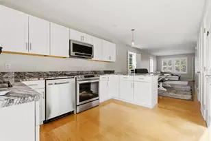46 Leverett St, Gloucester, MA 01930 - Photo 5