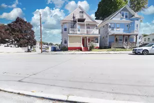 267 Ames St, Lawrence, MA 01841 - Photo 15
