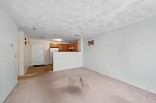 107 Foster St, Peabody, MA 01960 - Photo 5