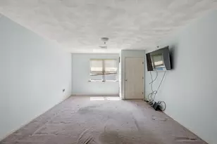 107 Foster St, Peabody, MA 01960 - Photo 7