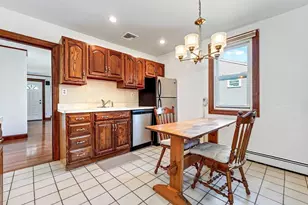 83 Beacon St, Melrose, MA 02176 - Photo 19