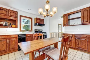 83 Beacon St, Melrose, MA 02176 - Photo 21