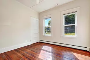 83 Beacon St, Melrose, MA 02176 - Photo 17