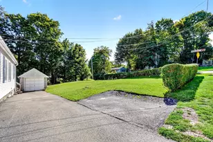 83 Beacon St, Melrose, MA 02176 - Photo 33