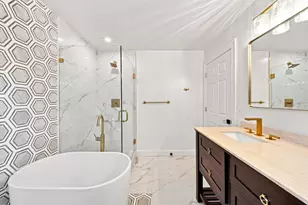 7 Sherman Pl, Winchester, MA 01890 - Photo 21