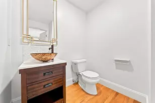 7 Sherman Pl, Winchester, MA 01890 - Photo 13