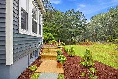 583 Main St, Warren, MA 01083 - Photo 3