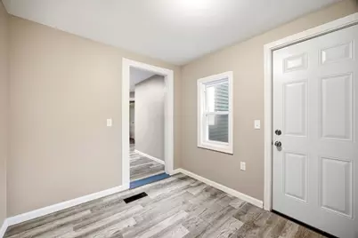 583 Main St, Warren, MA 01083 - Photo 9