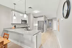121 Portland St, Boston, MA 02114 - Photo 5