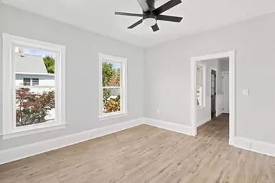 51 Hampshire St, Lowell, MA 01850 - Photo 5
