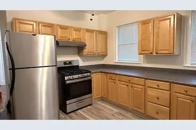 146 Fellsway West #146, Medford, MA 02155 - Photo 1