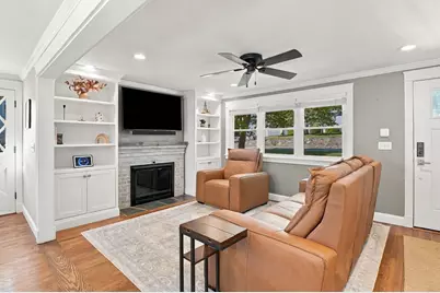 71 Causeway St, Hudson, MA 01749 - Photo 5