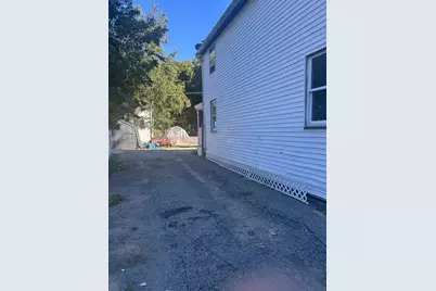 62 1/2 Hazel Street, Fitchburg, MA 01420 - Photo 9