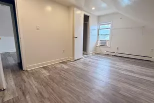 38 Wentworth St, Malden, MA 02148 - Photo 9