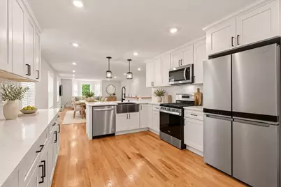 22-20 Ufford St #1, Boston, MA 02124 - Photo 9