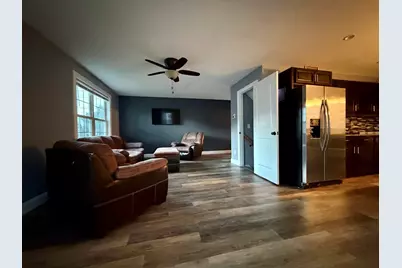 7 Gold St, Westfield, MA 01085 - Photo 9