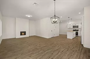 65 Wales St, Taunton, MA 02780 - Photo 13