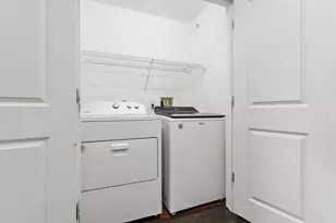 1525 Beacon St, Newton, MA 02468 - Photo 17