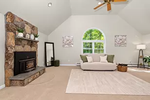 111 SW Main St, Douglas, MA 01516 - Photo 9