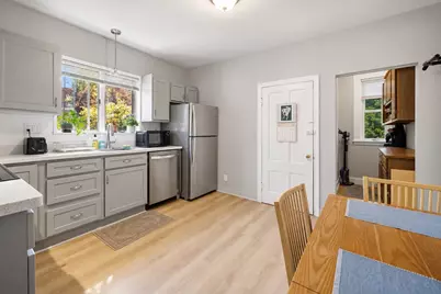 72 Eustis Street, Cambridge, MA 02140 - Photo 5