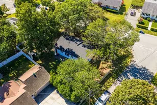 109 Easton St, New Bedford, MA 02746 - Photo 33