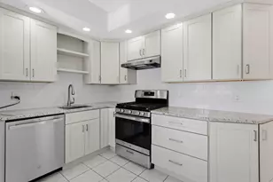28 Windsor St, Everett, MA 02149 - Photo 19