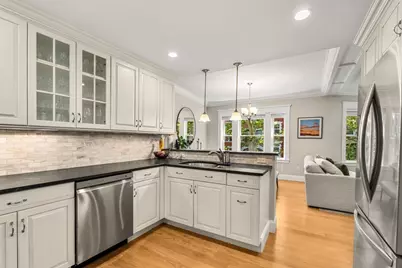 11 Claflin Rd #2, Brookline, MA 02445 - Photo 13