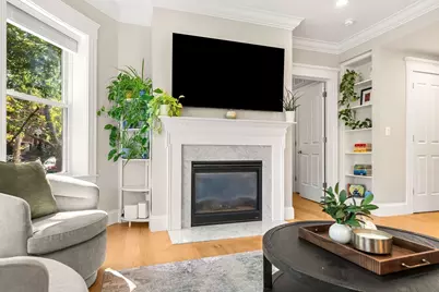 11 Claflin Rd #2, Brookline, MA 02445 - Photo 7