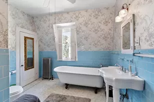 139 Methuen St, Lowell, MA 01850 - Photo 31