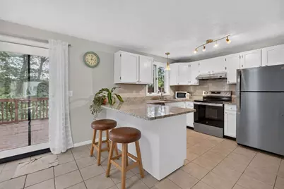 126 Orton Street Ext, Worcester, MA 01604 - Photo 3