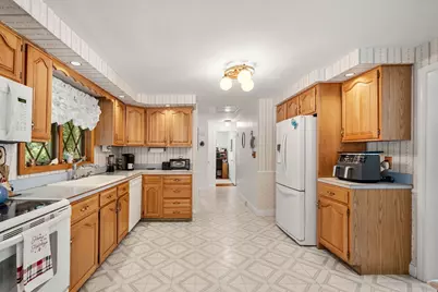 28 Dambrosio Rd, Lynn, MA 01904 - Photo 9