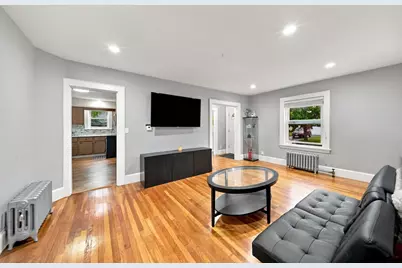 31 Lura St, Lowell, MA 01851 - Photo 17