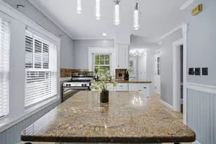 125 Upham St, Lowell, MA 01851 - Photo 13
