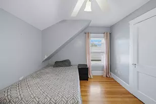 125 Upham St, Lowell, MA 01851 - Photo 23