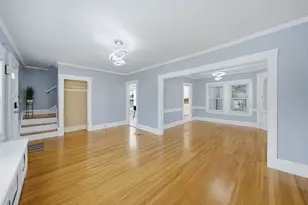 125 Upham St, Lowell, MA 01851 - Photo 5