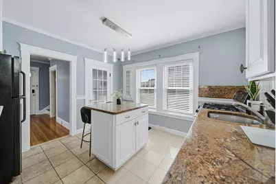 125 Upham St, Lowell, MA 01851 - Photo 15