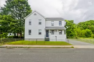 9-11 Richelieu St, Springfield, MA 01105 - Photo 1